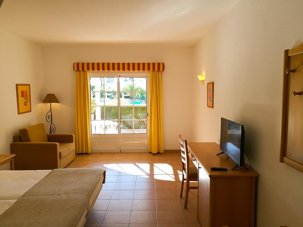 Club House Cvl 호텔 Senhora da Luz 외부 사진