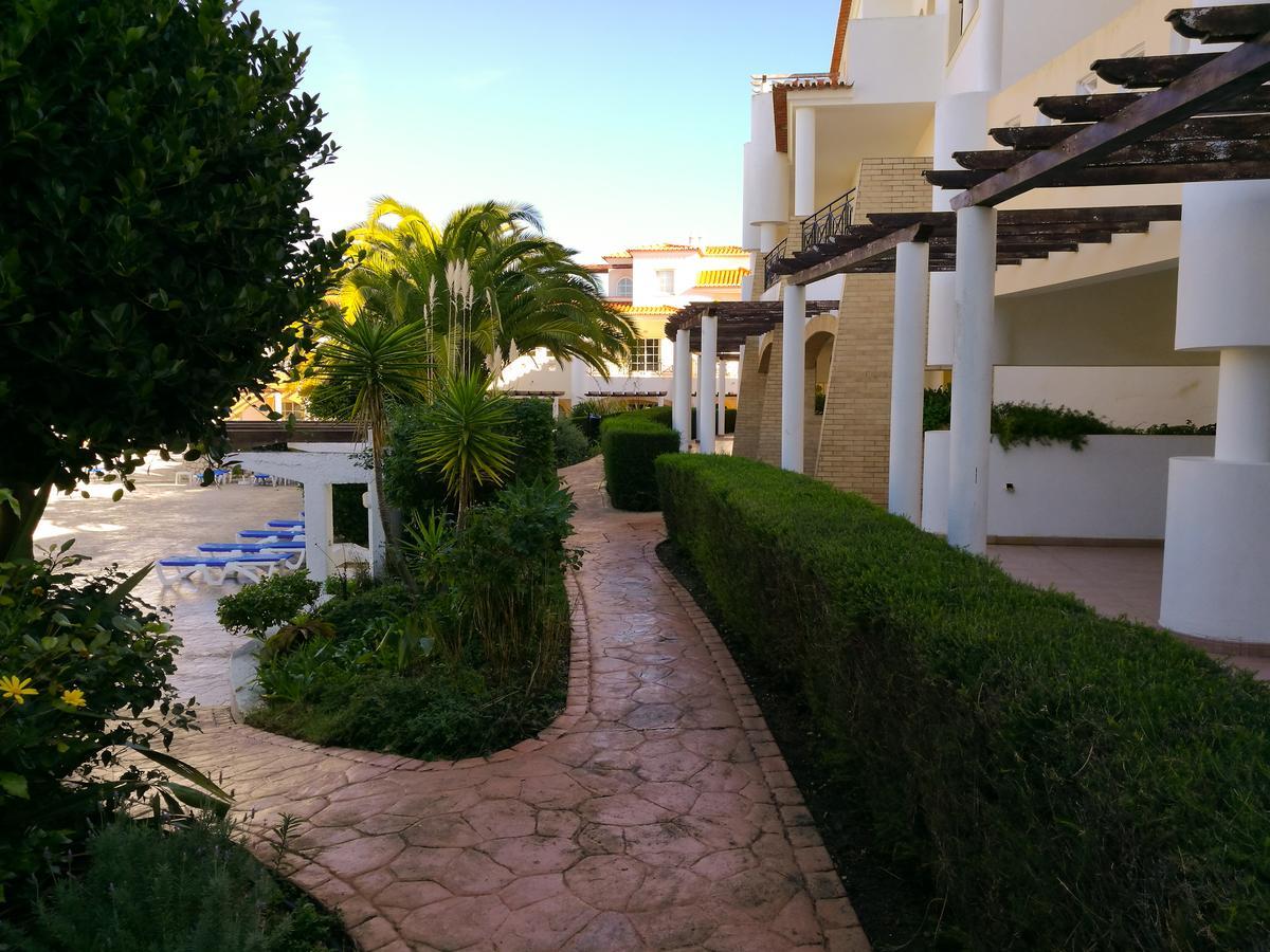 Club House Cvl 호텔 Senhora da Luz 외부 사진