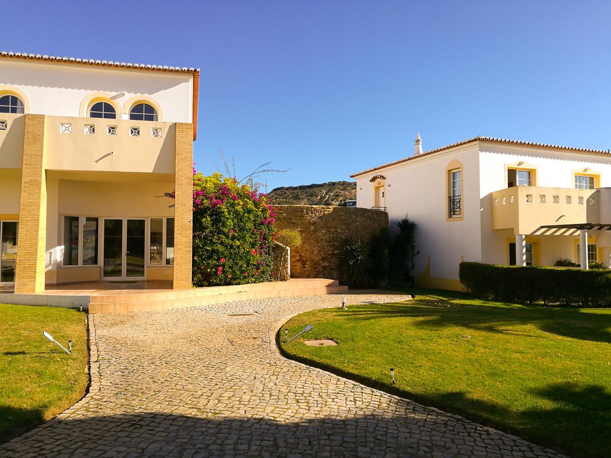Club House Cvl 호텔 Senhora da Luz 외부 사진