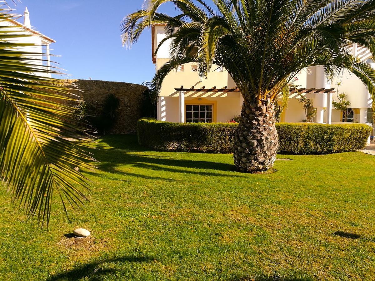 Club House Cvl 호텔 Senhora da Luz 외부 사진