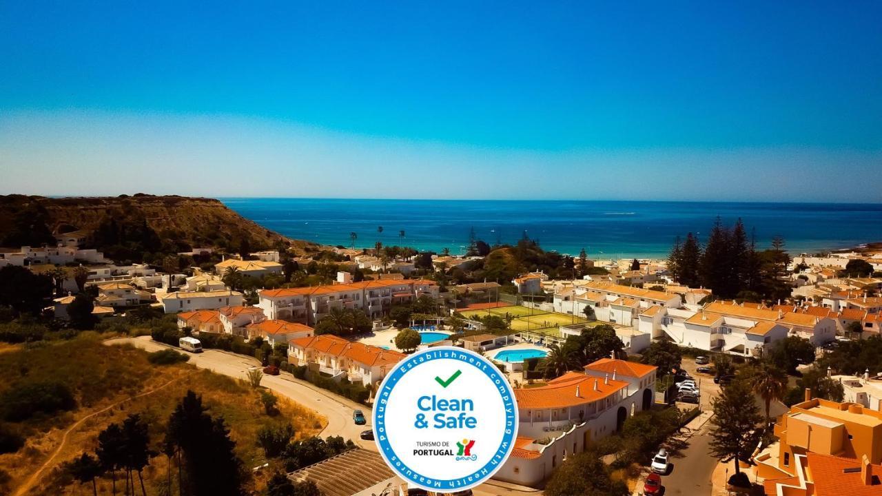 Club House Cvl 호텔 Senhora da Luz 외부 사진