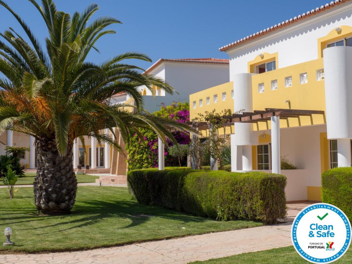 Club House Cvl 호텔 Senhora da Luz 외부 사진