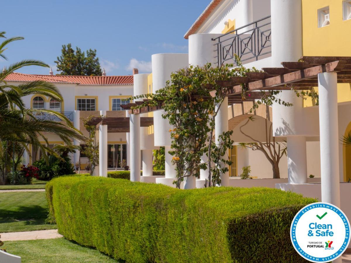 Club House Cvl 호텔 Senhora da Luz 외부 사진