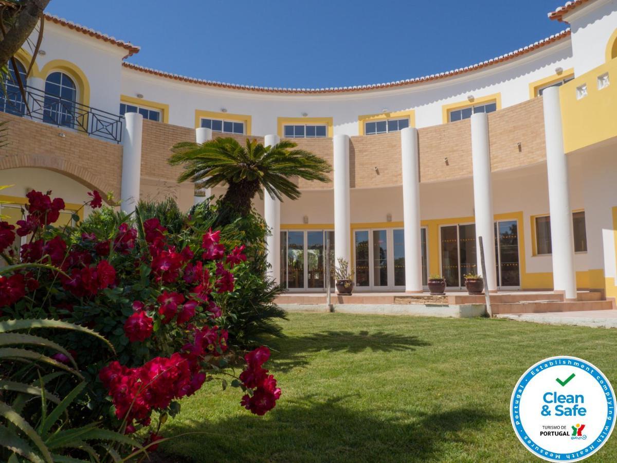 Club House Cvl 호텔 Senhora da Luz 외부 사진