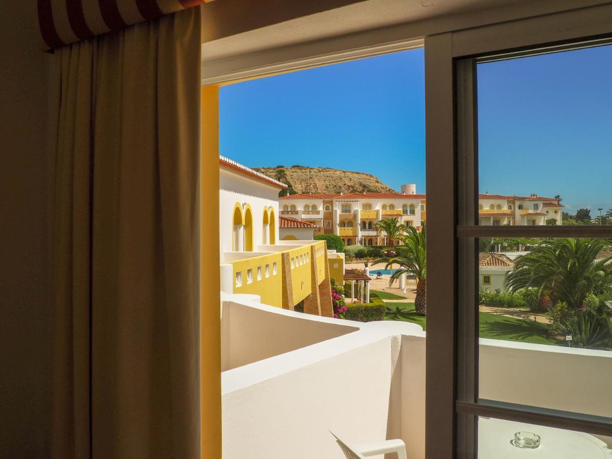 Club House Cvl 호텔 Senhora da Luz 외부 사진